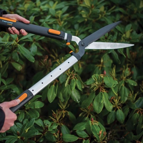 Fiskars SmartFit Telescopic Hedge Shear HS86 Your specialist in outdoor