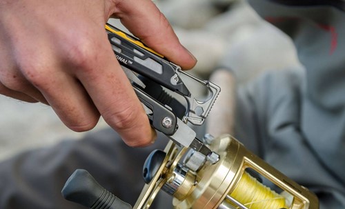 Leatherman Signal - Coyote Tan