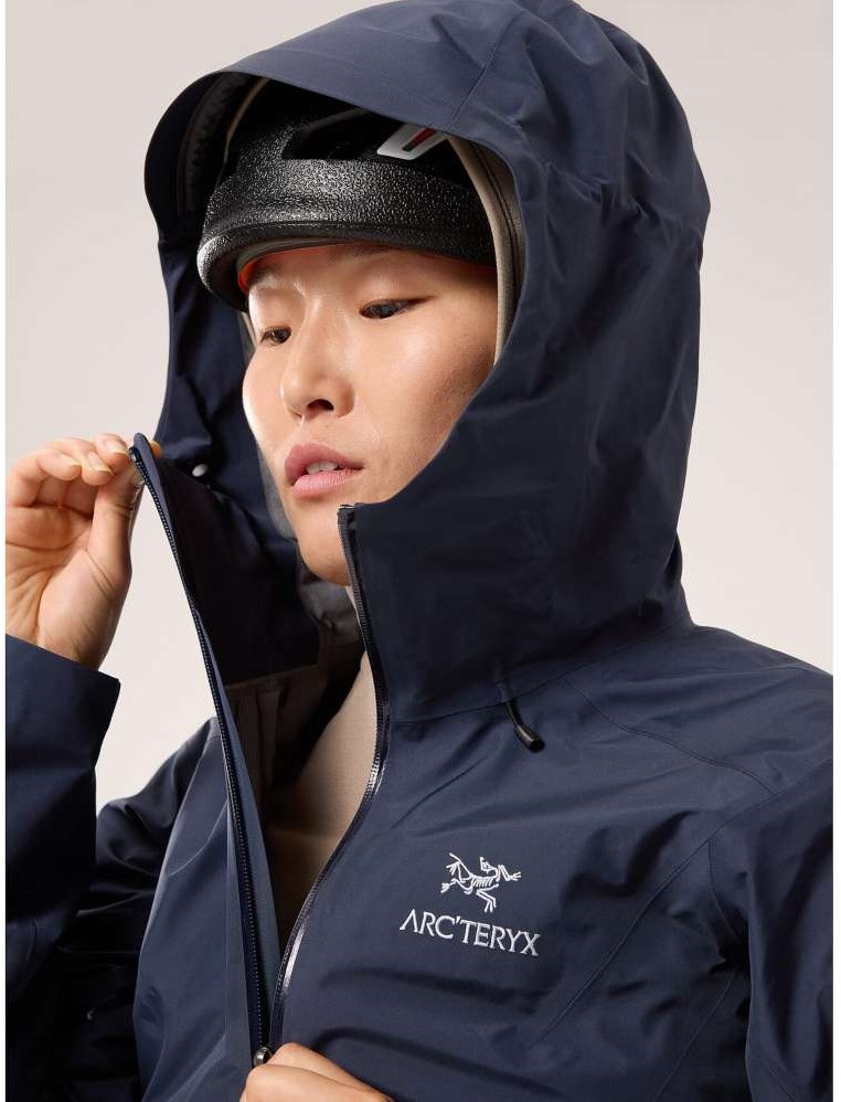 Arc'teryx Beta LT Jacket W - Black Sapphire - M Your specialist in