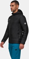 Mammut Broad Peak Light IN Hooded Jacket M - Black
